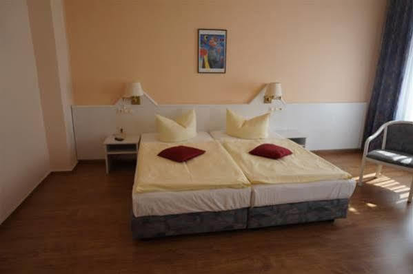 Hotel Elisenhof Κέμνιτς Εξωτερικό φωτογραφία