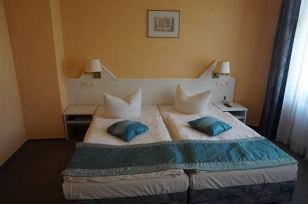 Hotel Elisenhof Κέμνιτς Εξωτερικό φωτογραφία